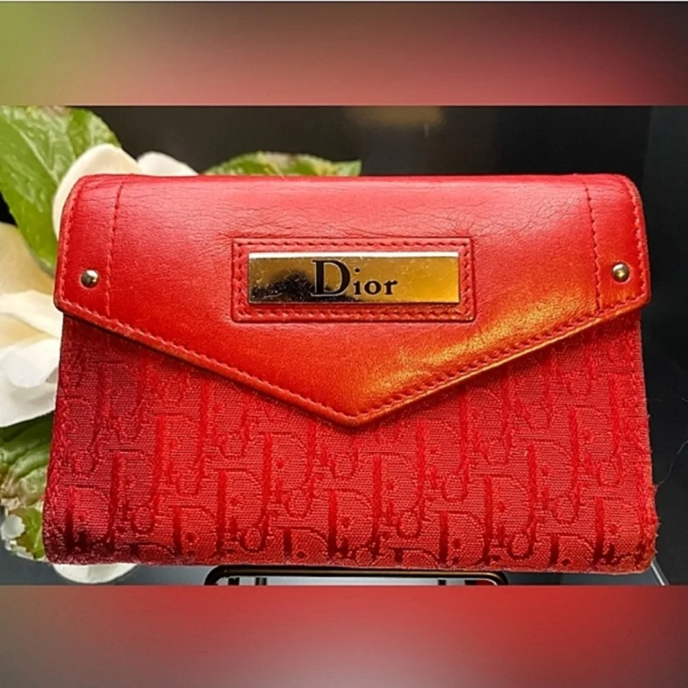 Beautiful Christian Dior Red Wallet !!